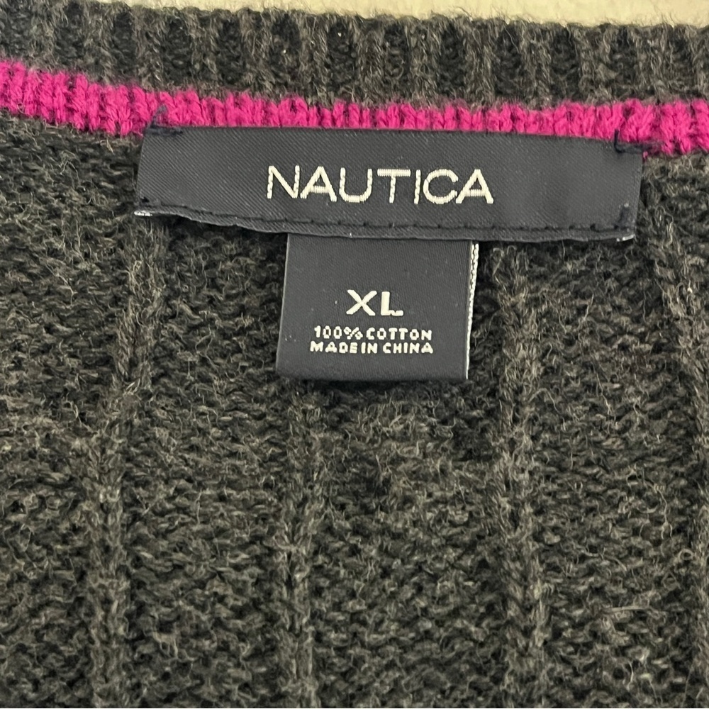 Nautica XL Charcoal Cable Knit V-Neck Sweater Purple/Pink Logo Preppy - Picture 5 of 9